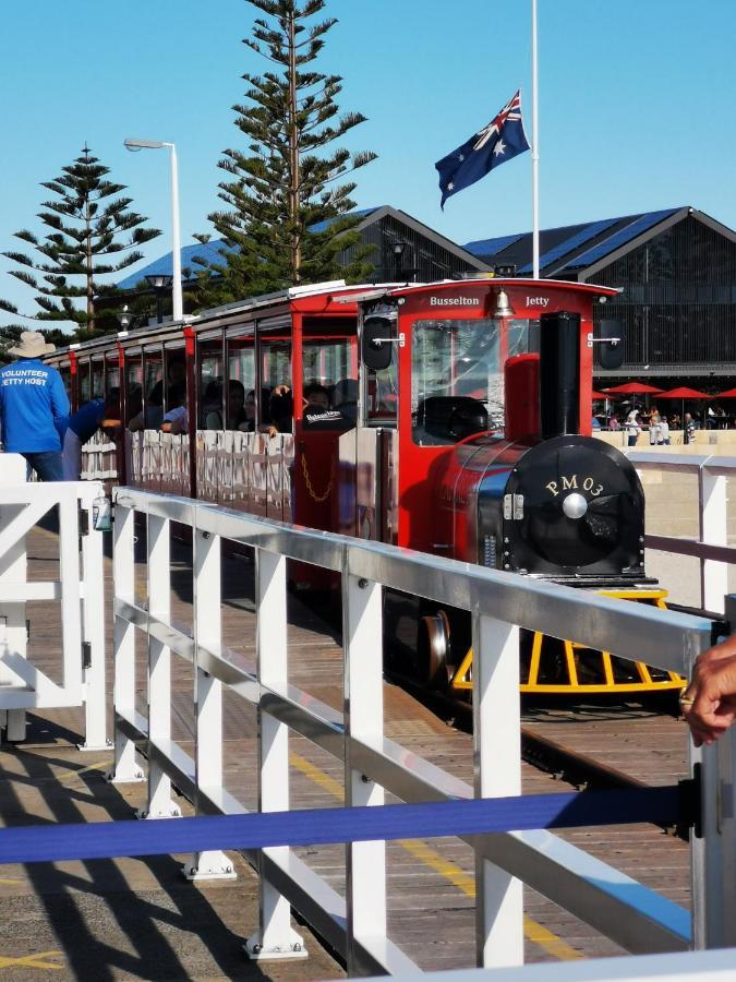 Gale Street Motel&Villas Busselton Buitenkant foto